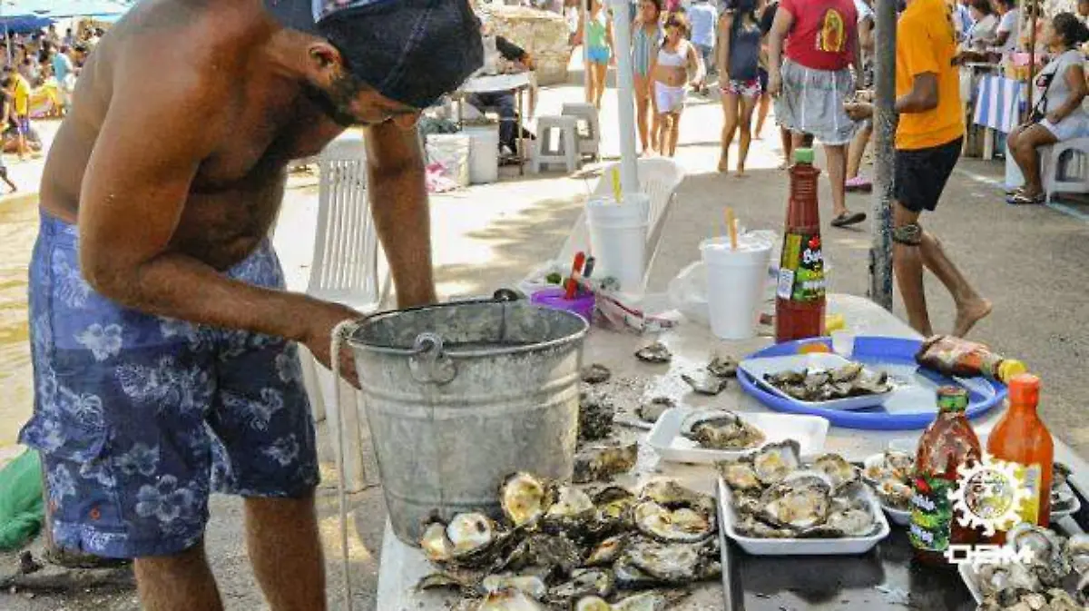 acapulco - veda de moluscos en las playas del estado